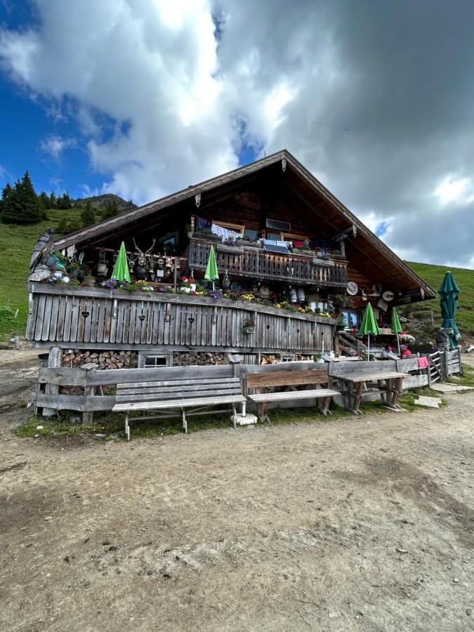 Haus Laubreuter Apartment คาพรูน ภายนอก รูปภาพ