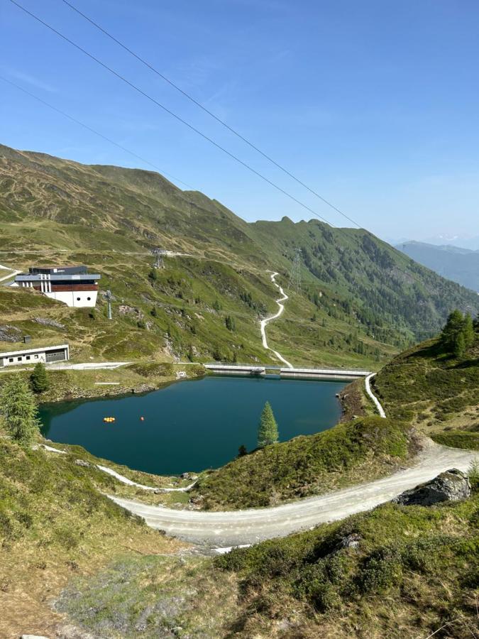 Haus Laubreuter Apartment คาพรูน ภายนอก รูปภาพ